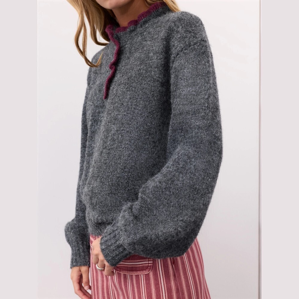 Charcoal Gray Ribbed Knit Sweater with Burgundy Contrast Trim Collar